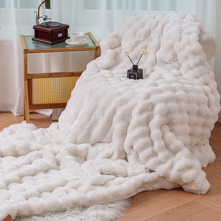 Women cozy and luxurious blanket Stornfield
