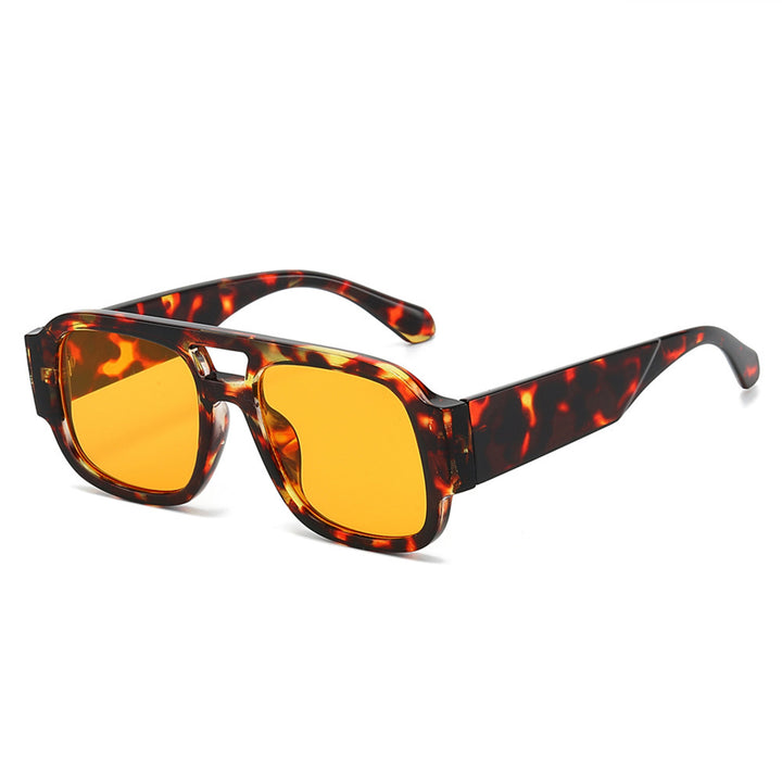 Fashionable Retro-Inspired Square Sunglasses Stornfield