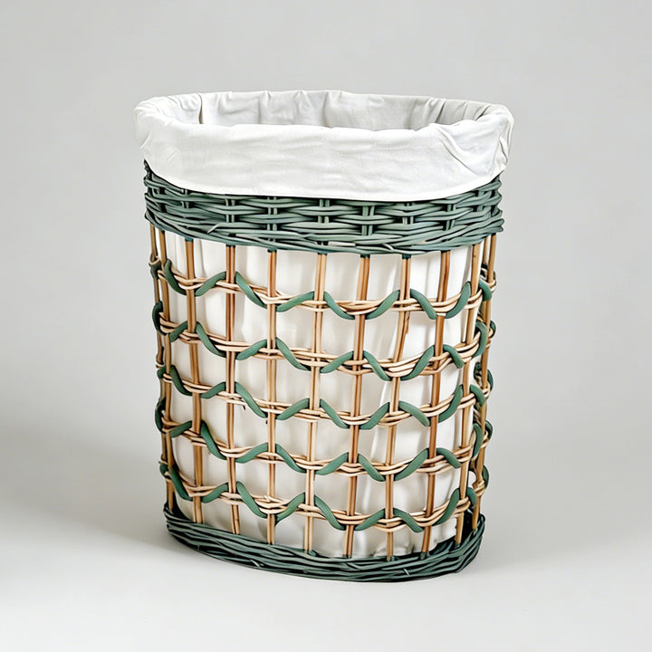Stylish laundry basket with removable inner lining Stornfield