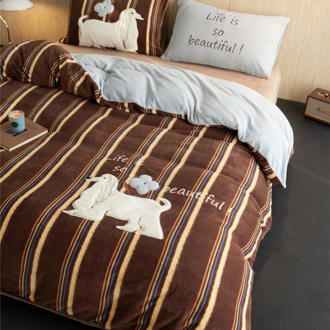 Plaid Cotton Duvet Cover Set with Embroidered Scottie Dog Appliqué and Reversible Plush Lining
