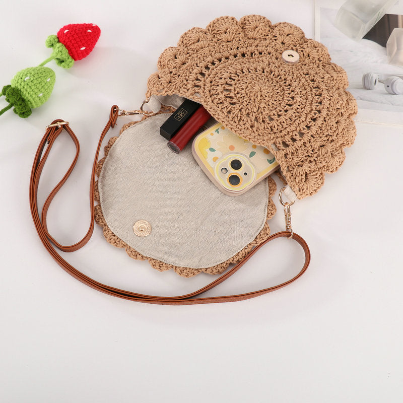 Crochet bag with playful structure design Stornfield