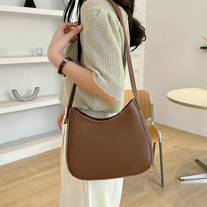 Chic Minimalist Crossbody Bag Stornfield