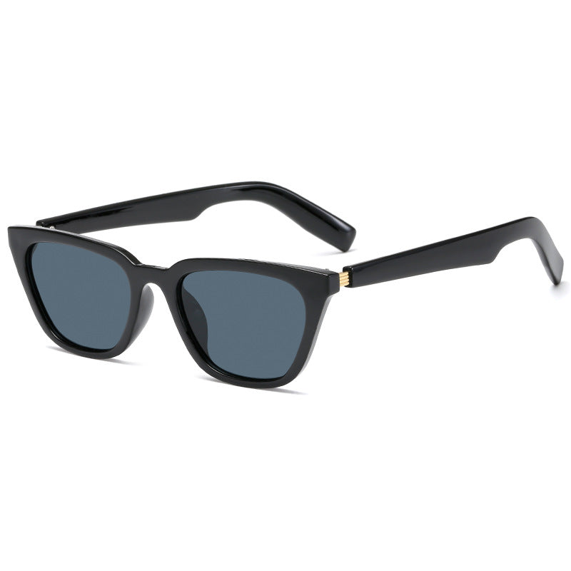 Ladies' corrective glasses in fashionable cat-eye style Stornfield
