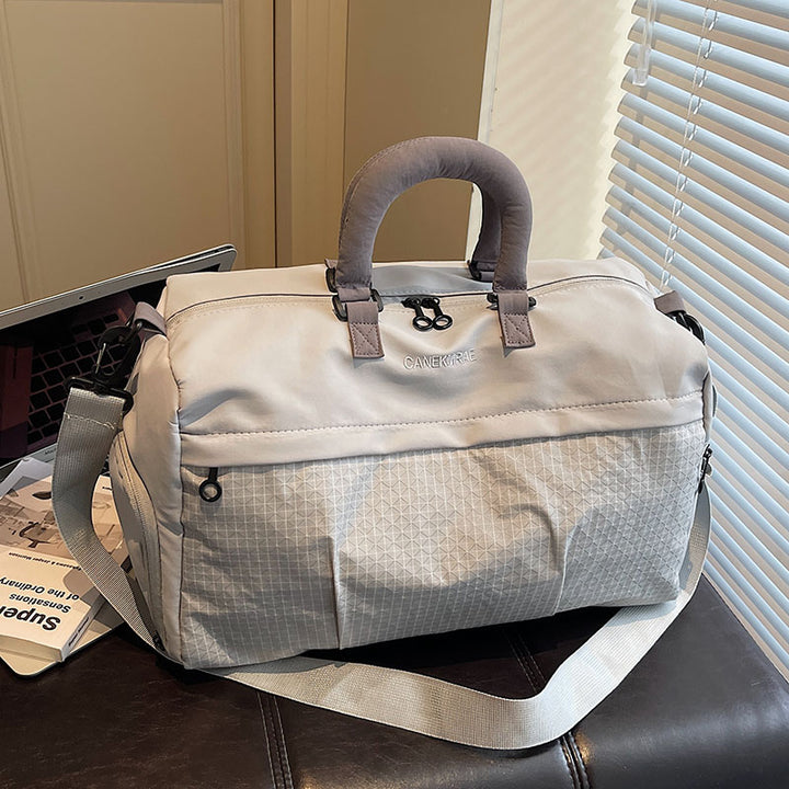 Sporty Travel Bag With Multiple Compartments Stornfield