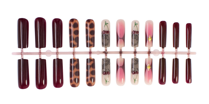 Artificial nail set with creative designs and glitter Stornfield