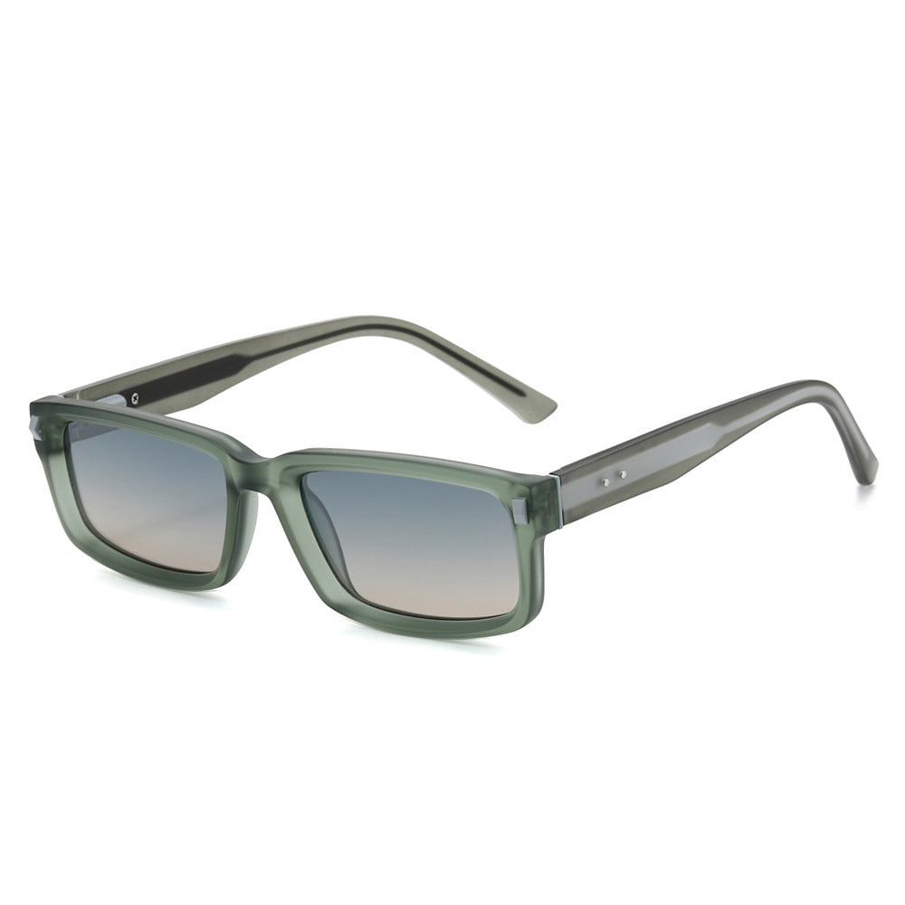 Ladies sunglasses in modern design Stornfield