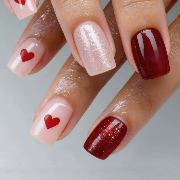 Artificial nails in romantic heart design Stornfield