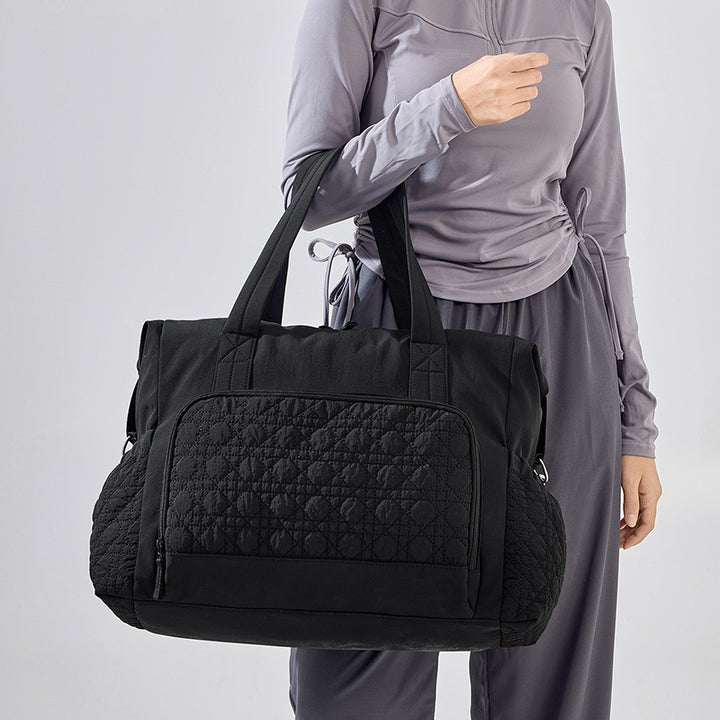 Sporty travel bag with innovative compartment design Stornfield