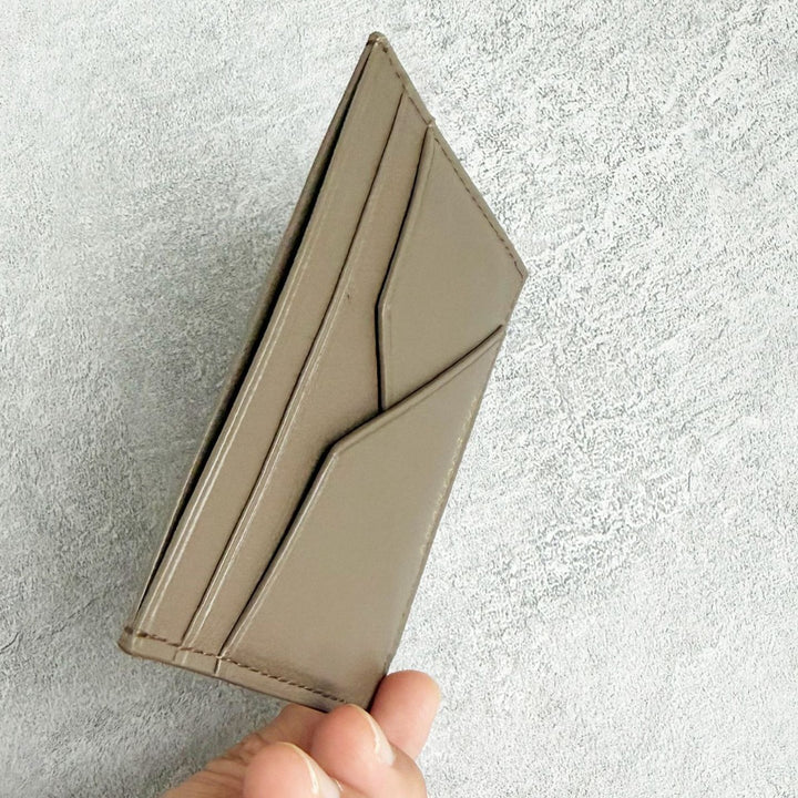 Minimalist Leather Card Case Stornfield