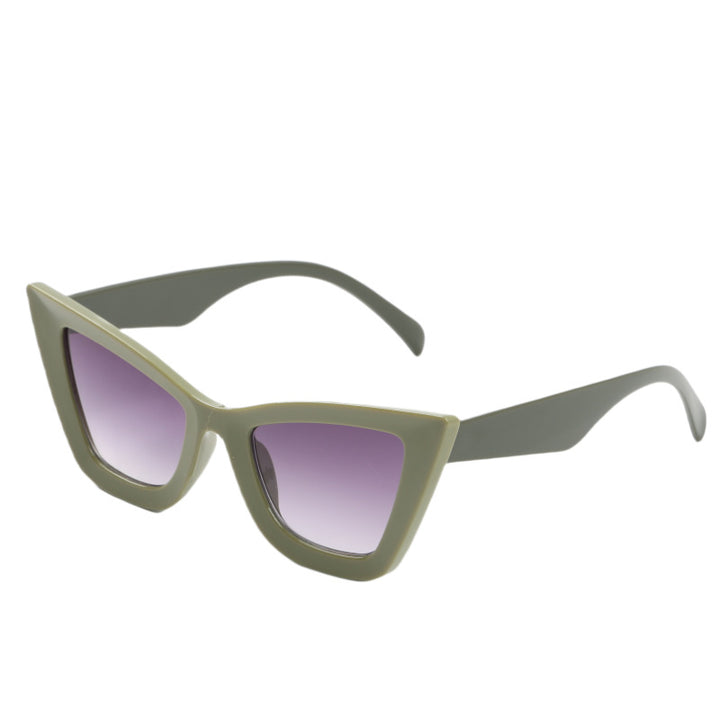 Women fashion forward Cat-Eye sunglasses Stornfield