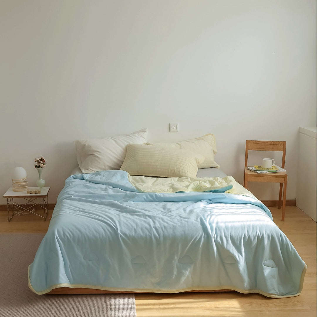 Bedding set made of breathable cotton percale with light stonewash