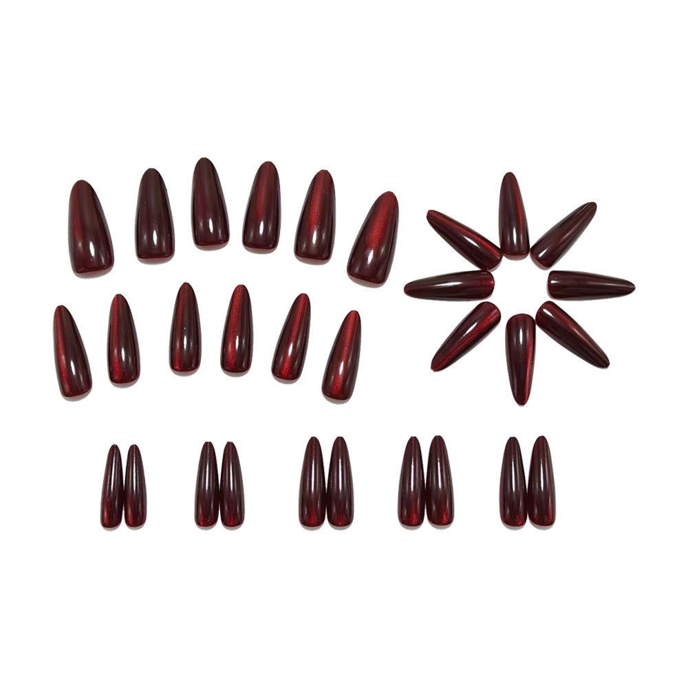 Artificial Nails in Elegant Design with Shimmering Finish Stornfield