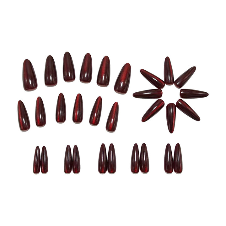 Artificial Nails in Elegant Design with Shimmering Finish Stornfield