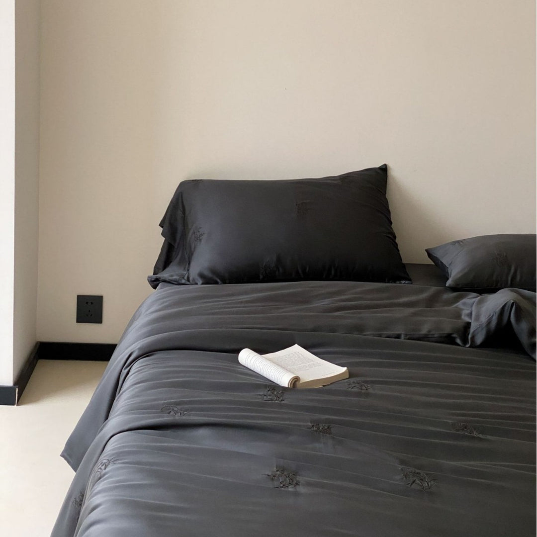 Silky Satin Luxury Bedding Set with Embroidered Duvet and Pillowcases