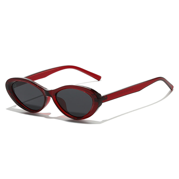 Retro-Inspired Bold Cat-Eye Sunglasses Stornfield