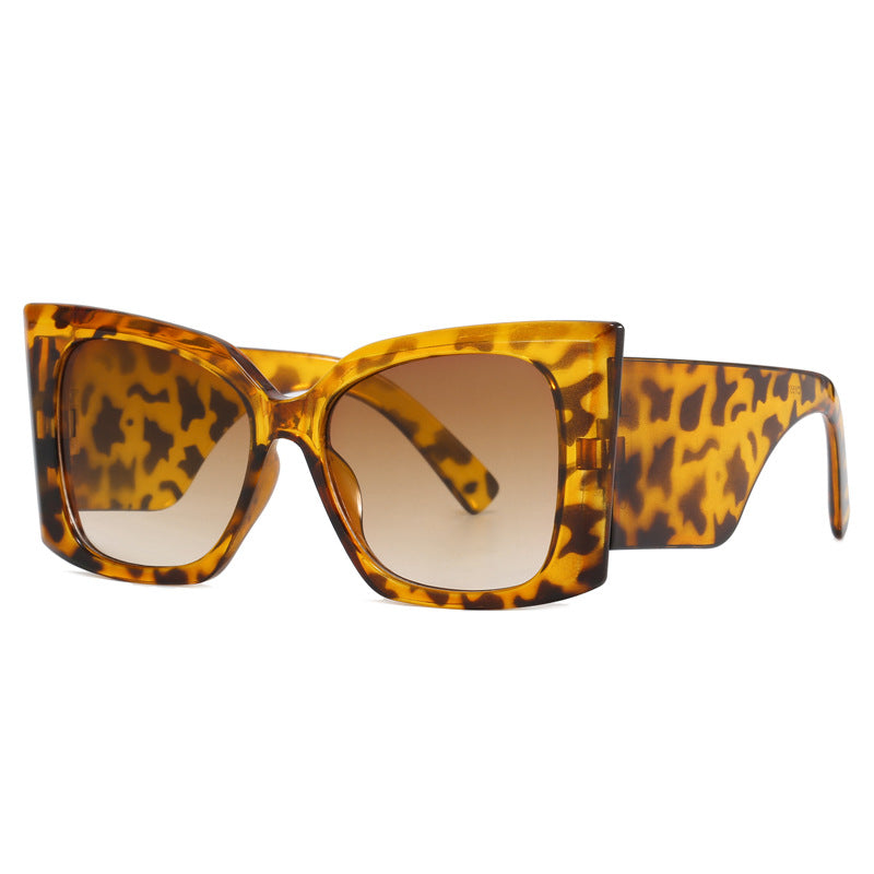 Women fashionable oversized sunglasses with geometric frame Stornfield