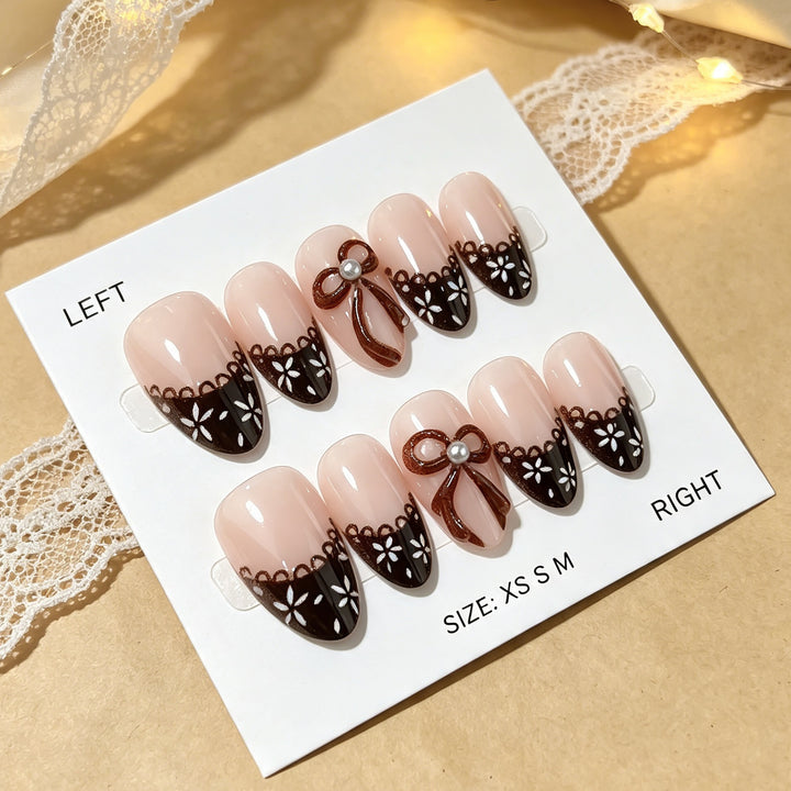 Decorative Elegant Press-On Nail Set