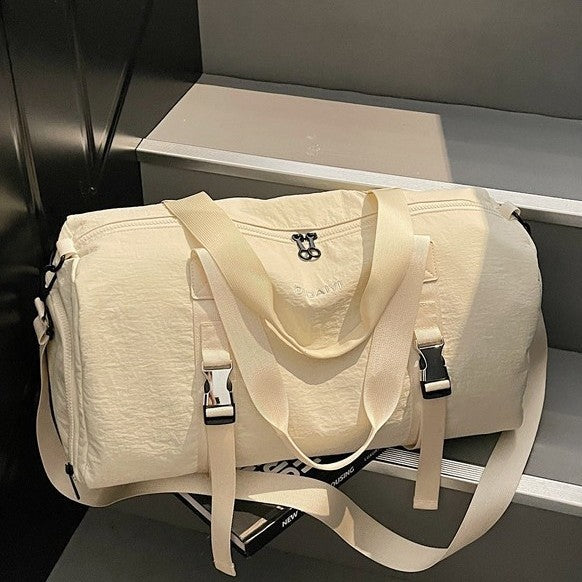 Sporty Duffel Bag with Adjustable Shoulder Strap and Ergonomic Handles Stornfield