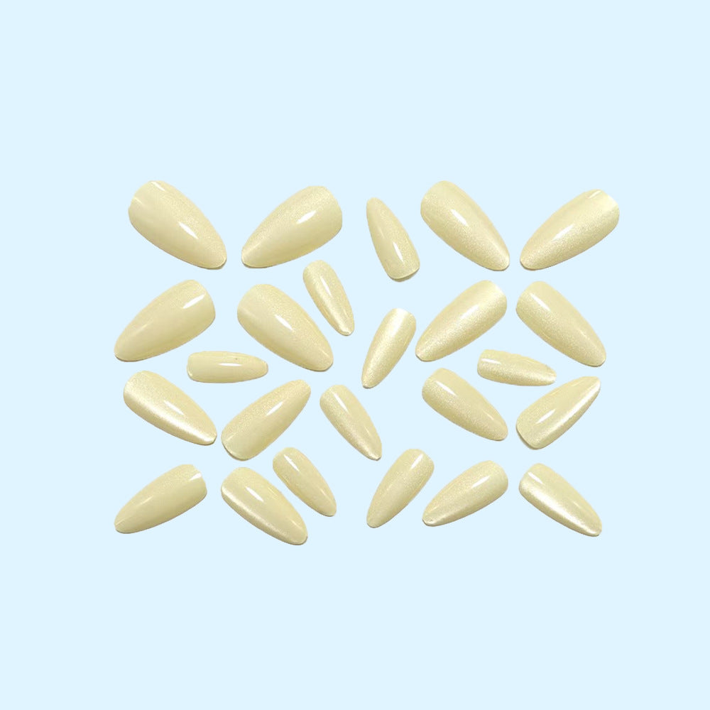 Shiny and Luxurious Artificial Nails Stornfield