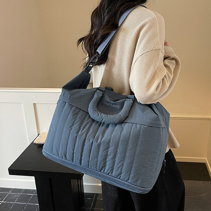 Functional travel bag with padded outer layer Stornfield