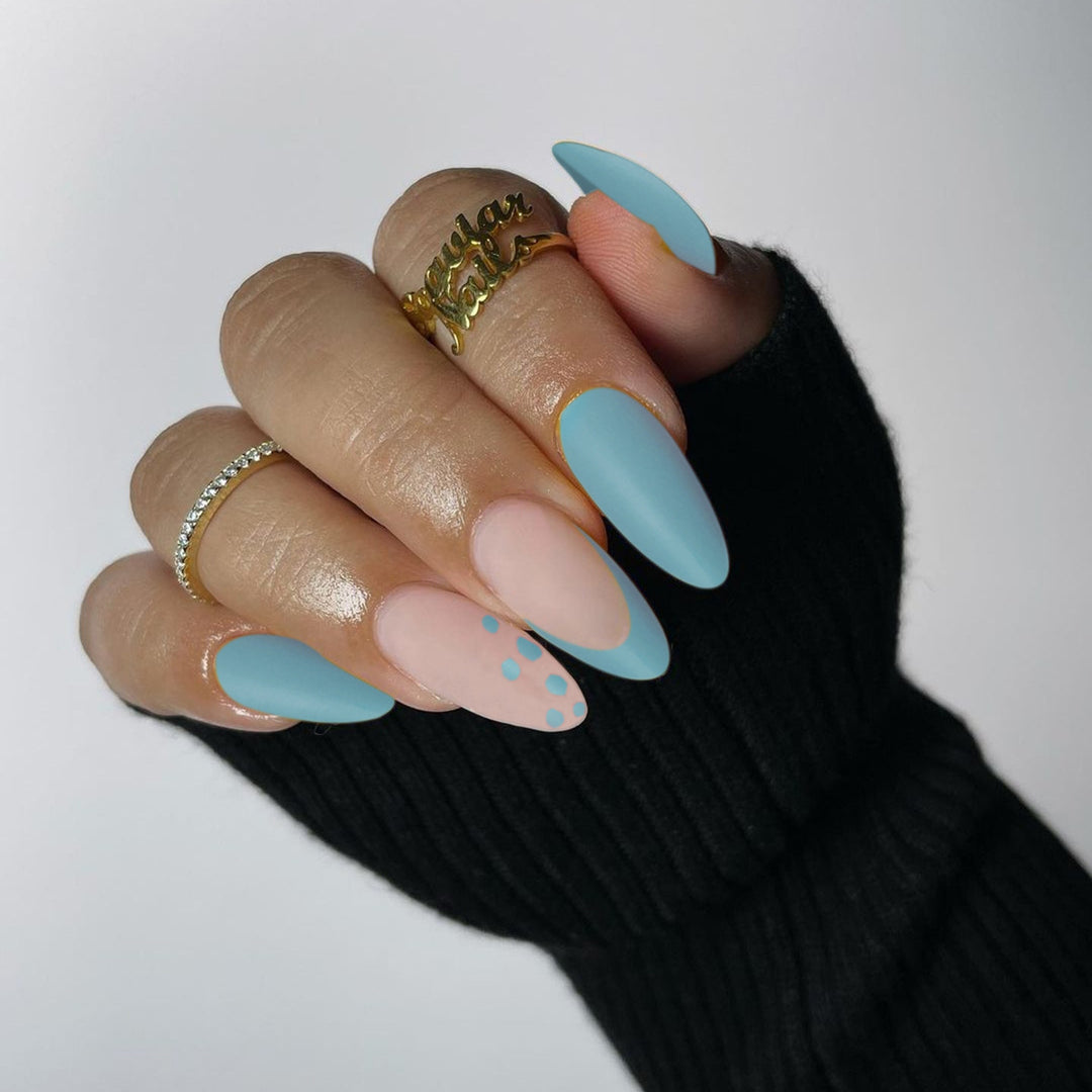 Artistic Heart-Accent Press-On Nail Set Stornfield