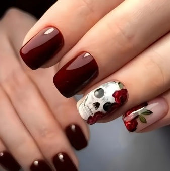 Artistic Halloween-Themed Nail Art Stornfield 1789915324