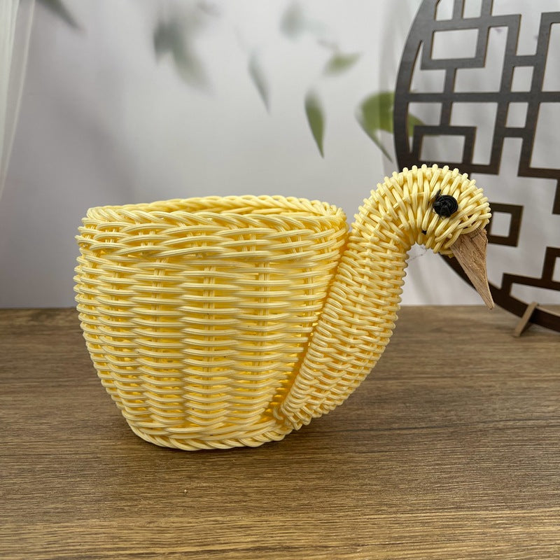 Ladies cute decorative basket Stornfield
