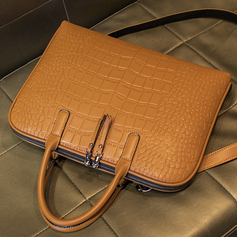 Elegant Laptop Bag in Luxurious Crocodile Look Stornfield