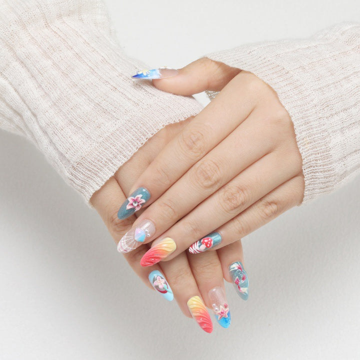 Artful nail designs with maritime motifs Stornfield