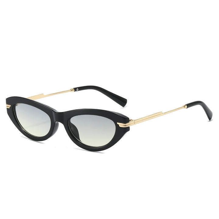 Chic Cat-Eye Sunglasses with Decorative Metal Accents Stornfield