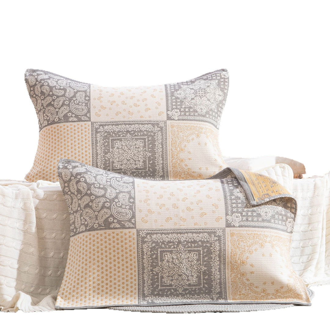 Ladies Decorative Cushion Cover with Elegant Checkered Pattern Stornfield