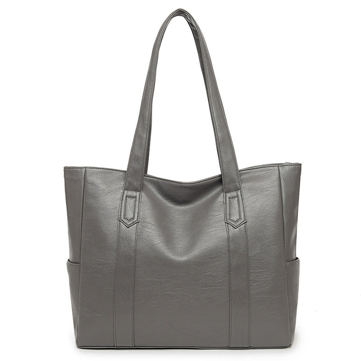 Stylish and Spacious Leather Bag Stornfield