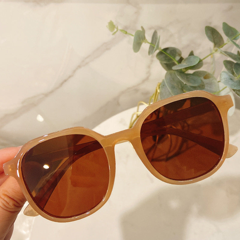 Fashionable Oversized Sunglasses with Square Frame Stornfield