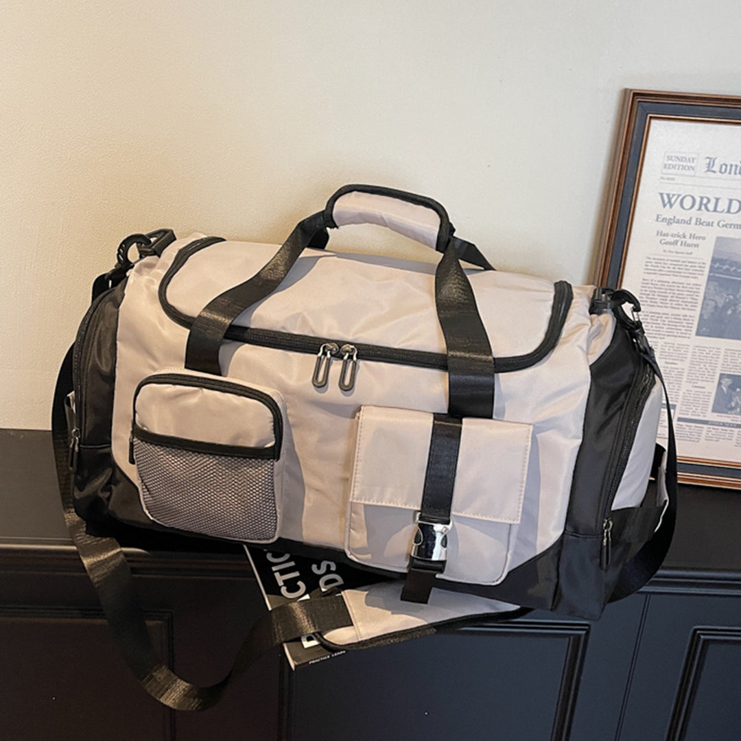 Sporty multifunctional travel bag with external pocket Stornfield