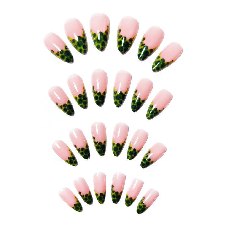 Artificial nails with Creative Leaf Design Stornfield