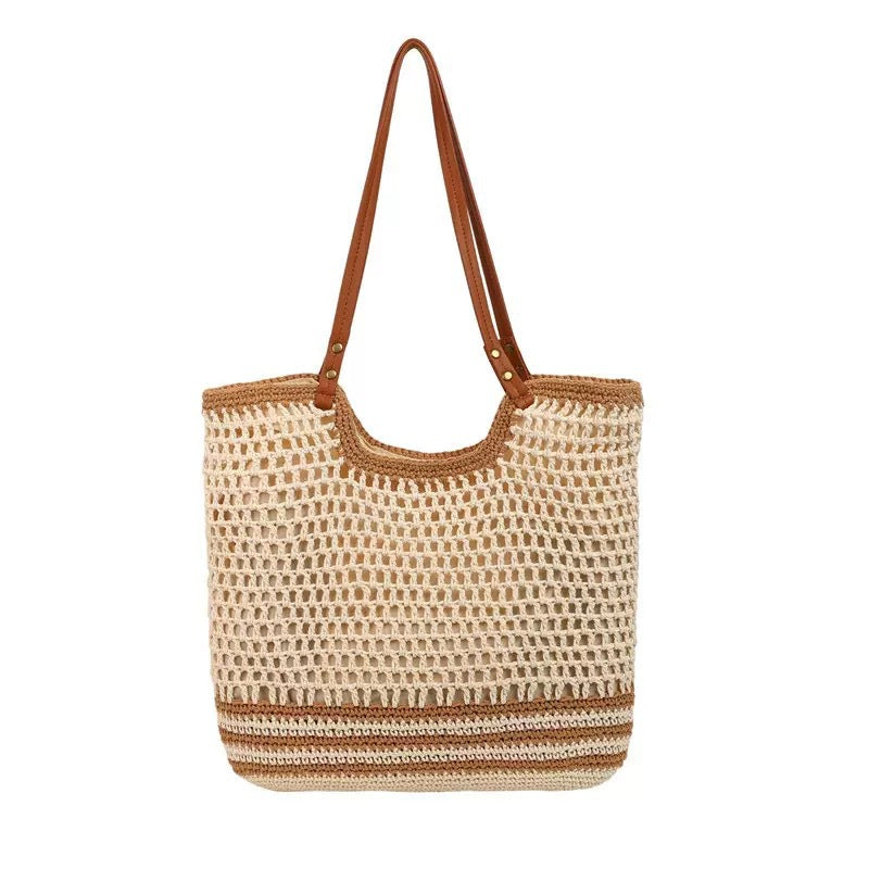 Handwoven beach bag with special details Stornfield