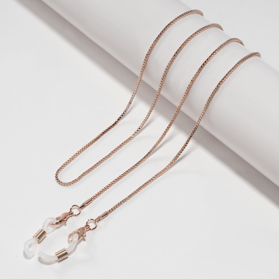 Minimalist Eyewear Chain Stornfield