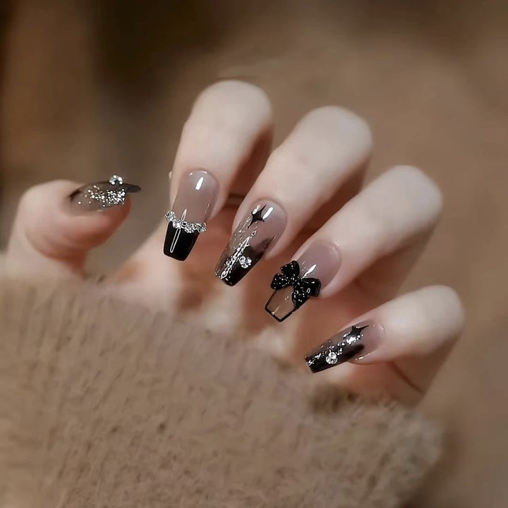 Elegant and Shiny Nail Art Stornfield