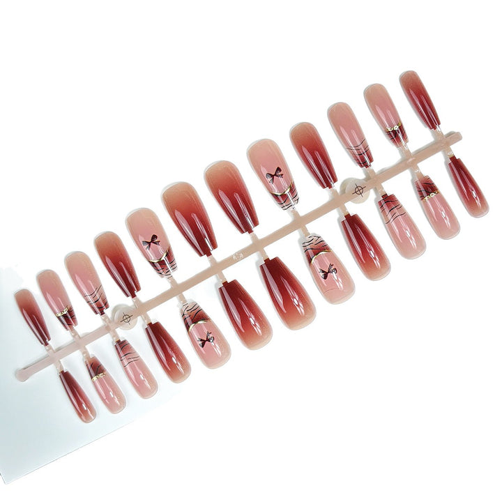 Customizable Nail Set Stornfield