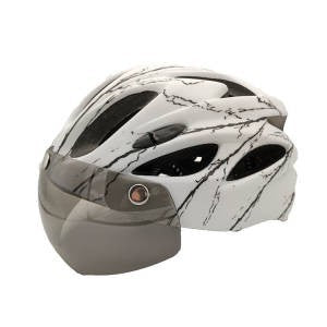 Aerodynamic bicycle helmet Stornfield