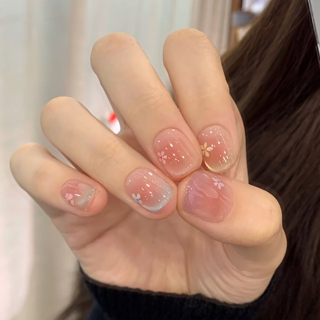 Floral-Themed Nail Art Set Stornfield