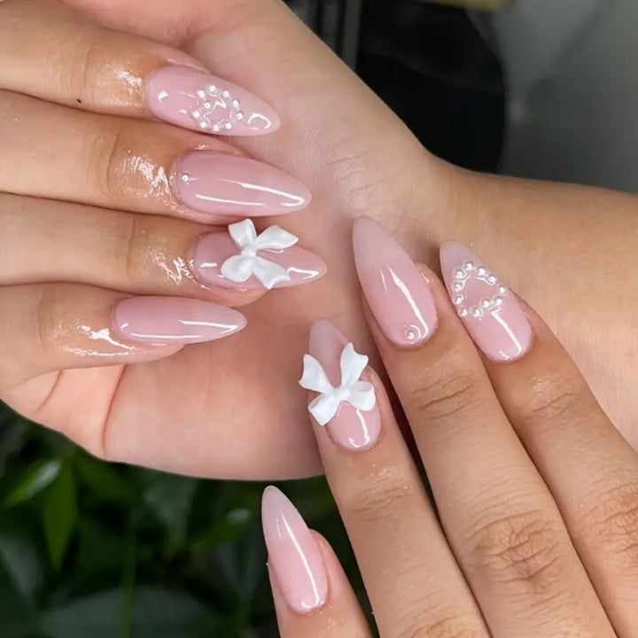 Artificial nails with 3D bow and pearl design Stornfield