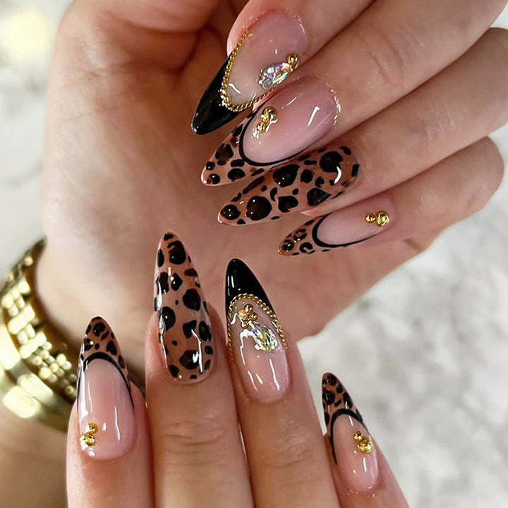 Acrylic Nail Set with Elegant Leopard Design Stornfield