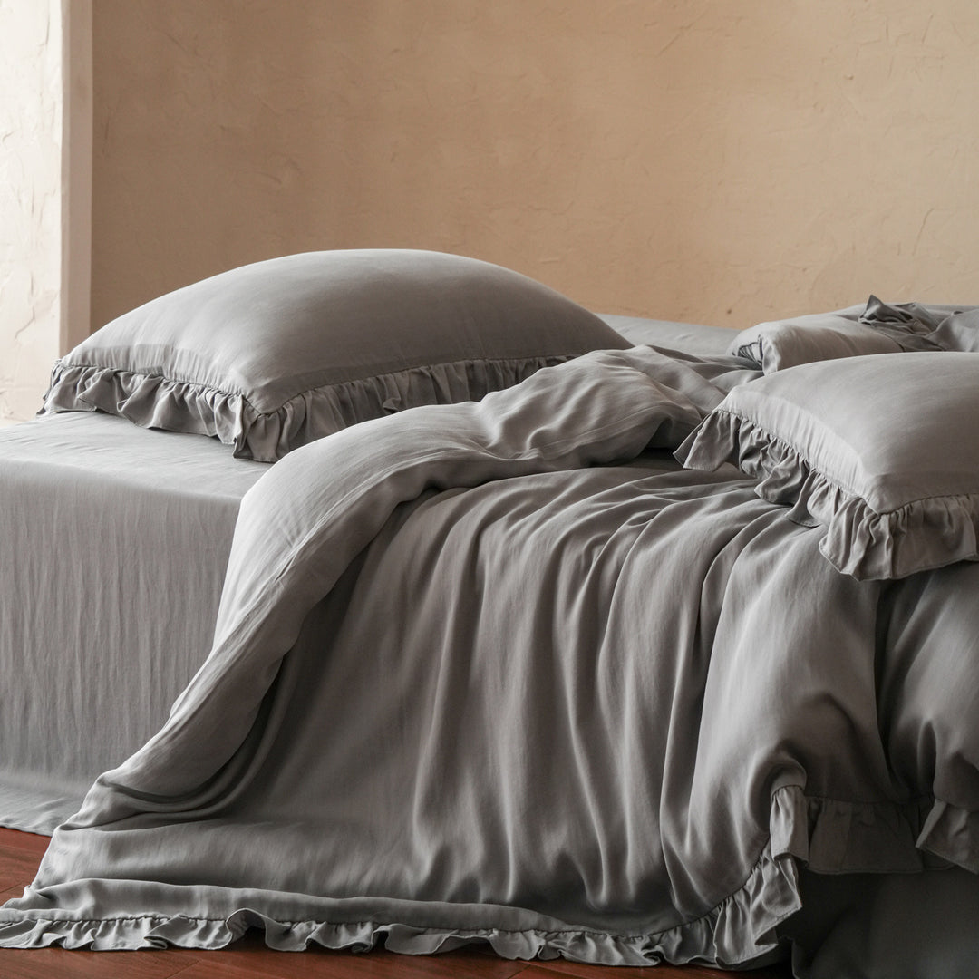 Ruffled Cotton-Linen Duvet Cover Set with Pillowcases and Fitted Sheet