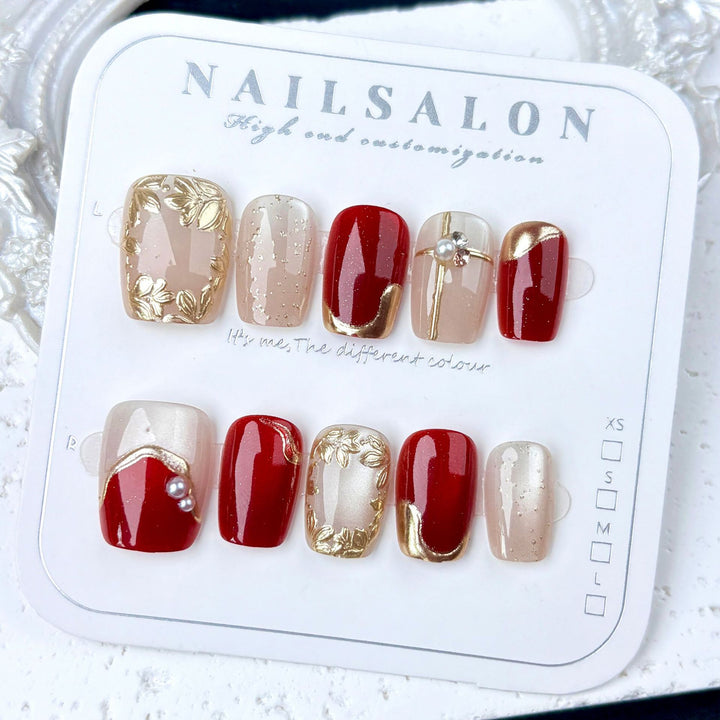 Luxurious Floral Design Press-On Nail Set