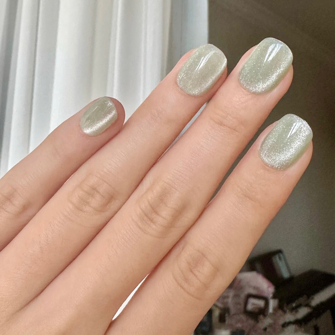 Press-On Nail Art Set with Elegant Glossy Finish