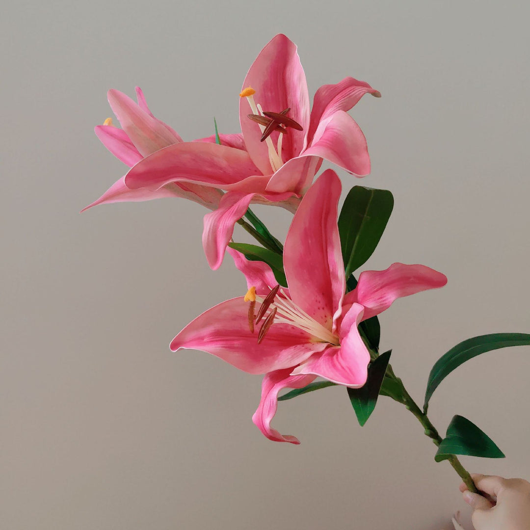 Lifelike Lily Stem Bouquet