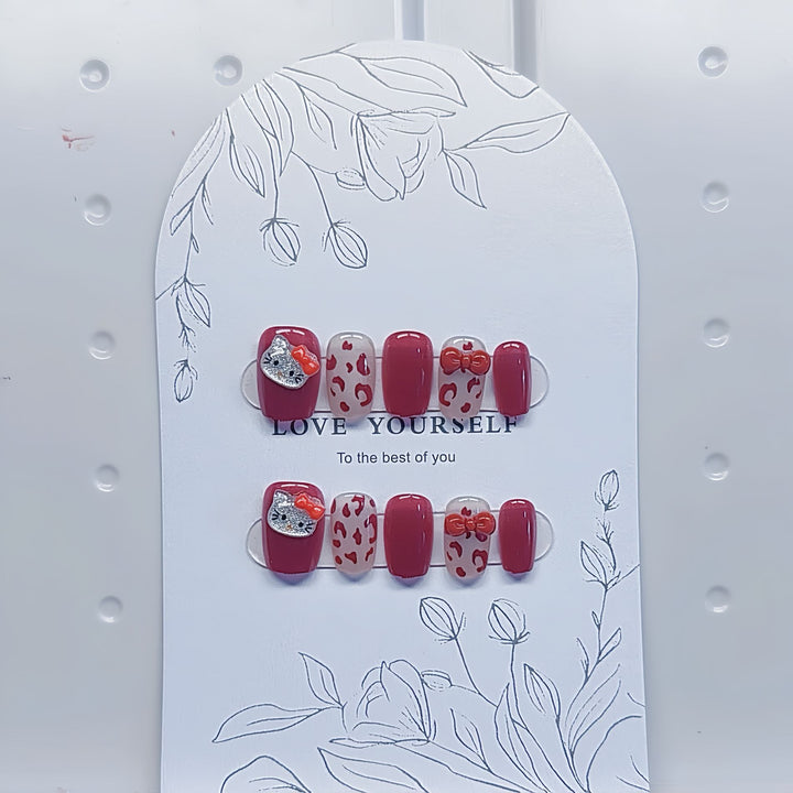 Creative Press-On Nail Collection Stornfield