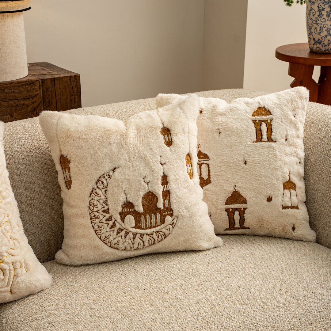 Luxurious decorative pillow cover made of faux fur with relief mandala motif Stornfield