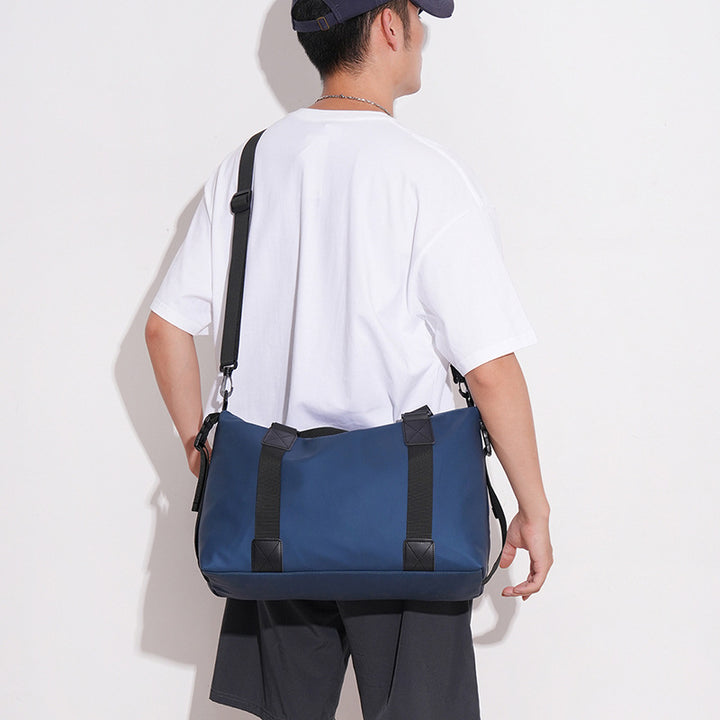 Multifunctional Sport Duffel Bag with Water-Repellent Material and Sturdy Carry Handles Stornfield
